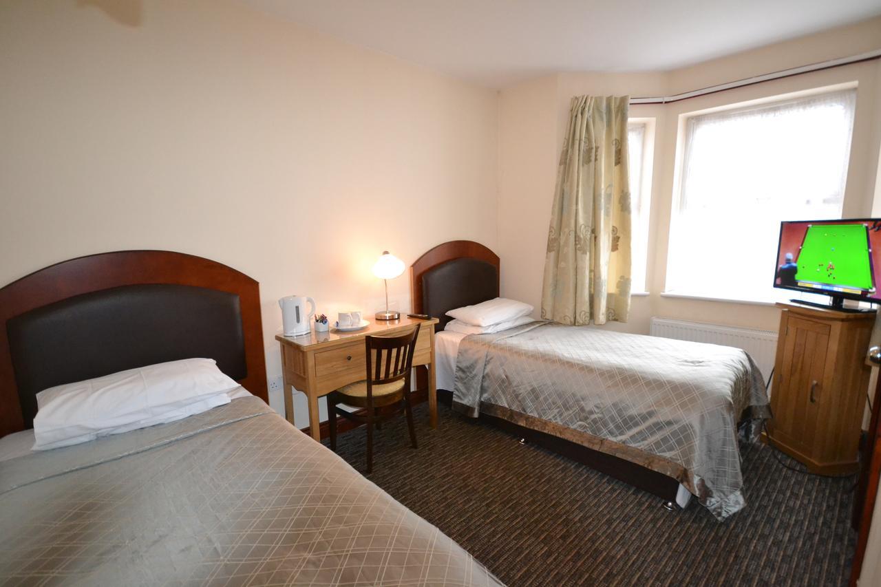 Airport Guest House Slough Luaran gambar