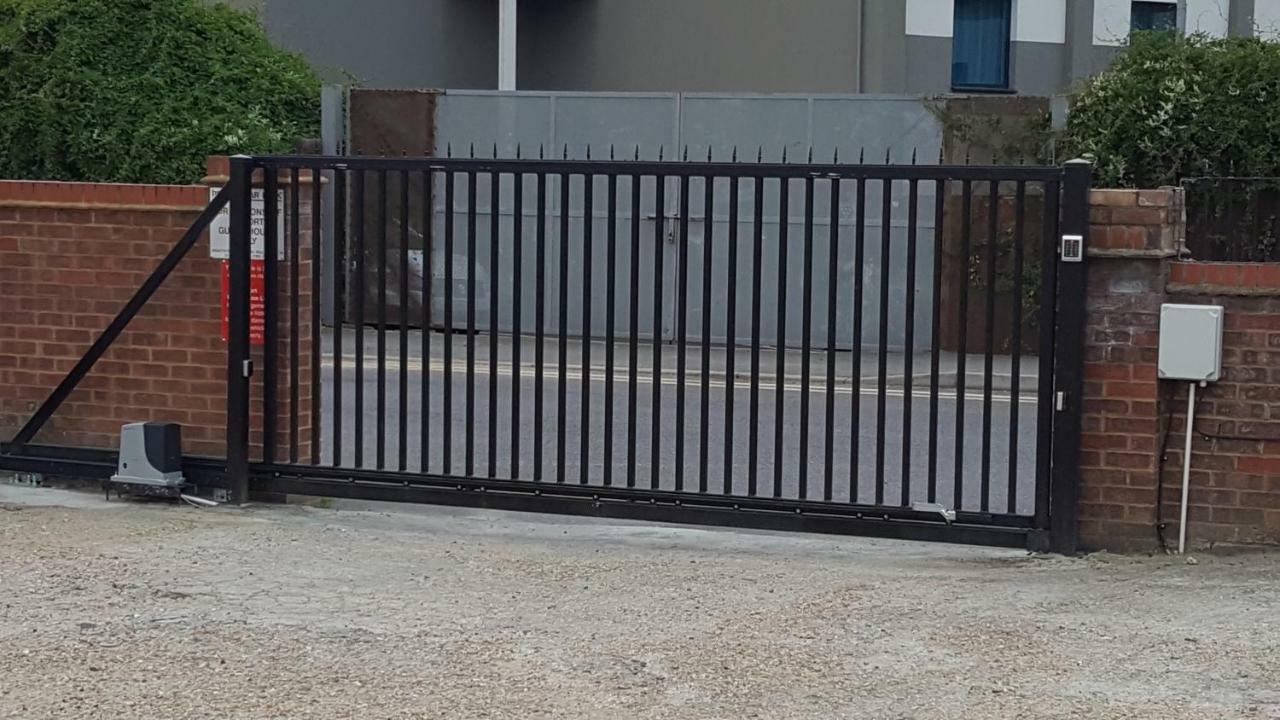 Airport Guest House Slough Luaran gambar