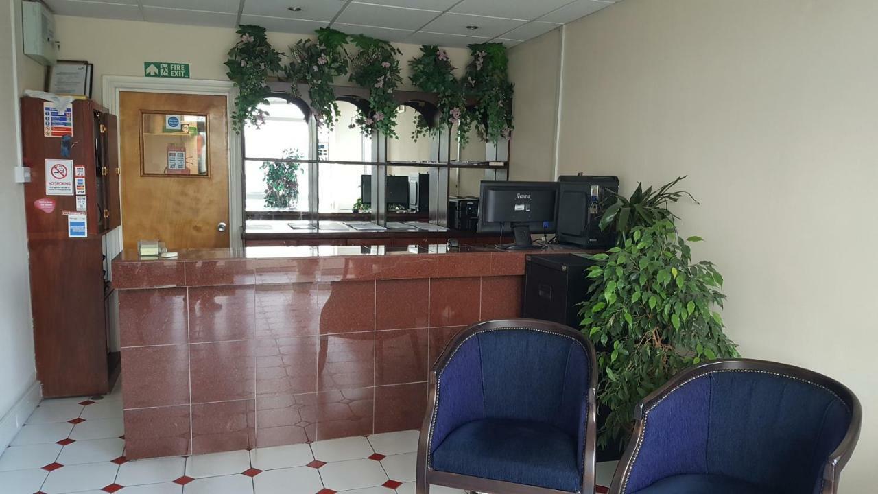 Airport Guest House Slough Luaran gambar